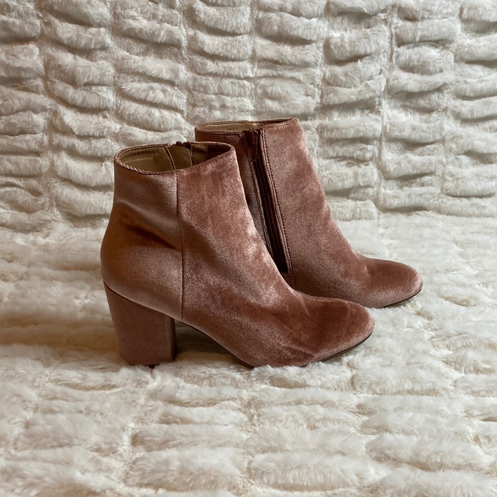 Steve Madden Critic-V Pink Velveteen Ankle Boots